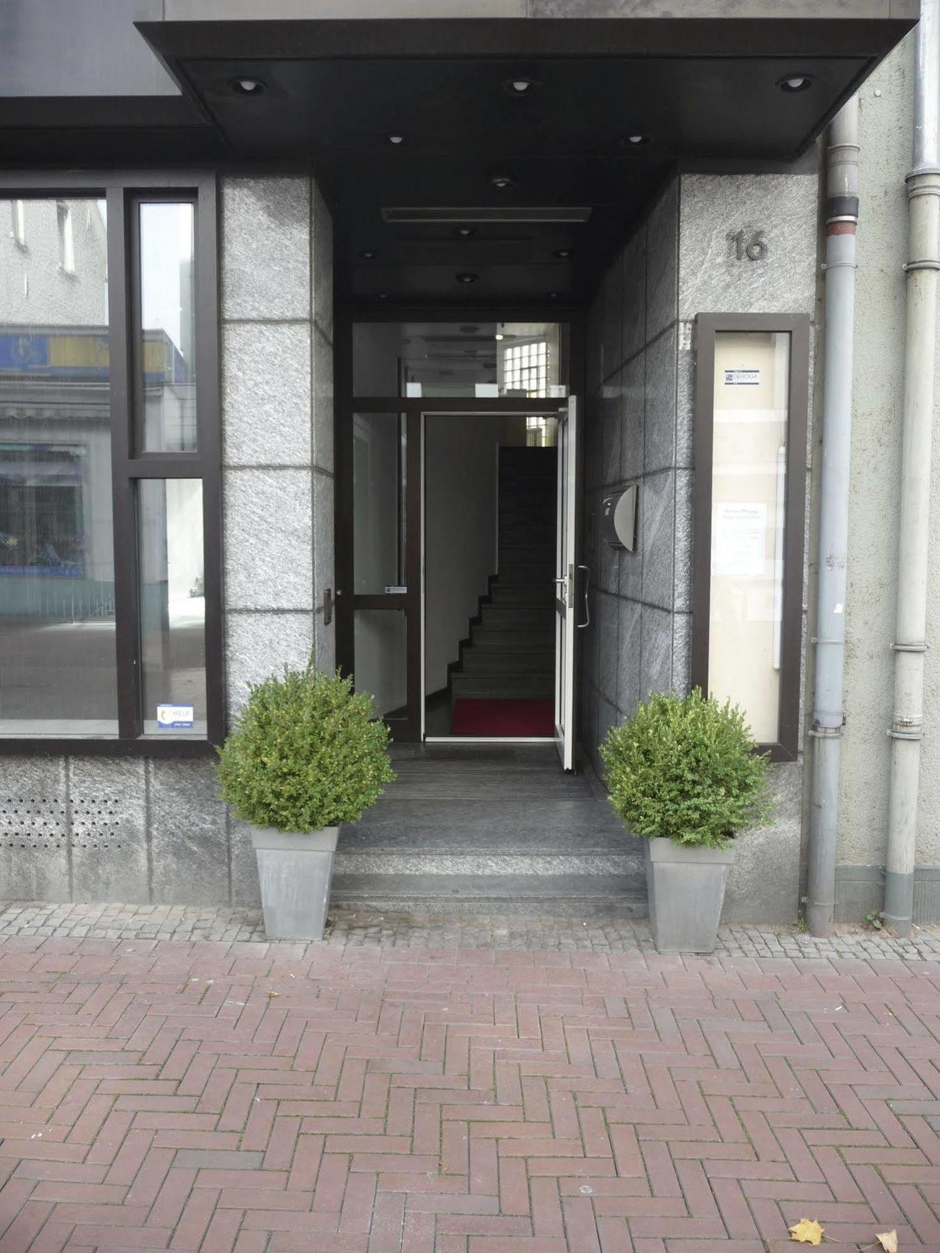 Hotel Sechzehn Leverkusen Extérieur photo
