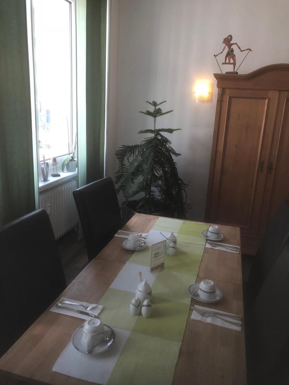Hotel Sechzehn Leverkusen Extérieur photo